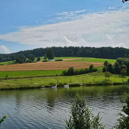 Ferienhaus "Gestiefelter Kater" Am See Im Bergland كيرشهيم المظهر الخارجي الصورة
