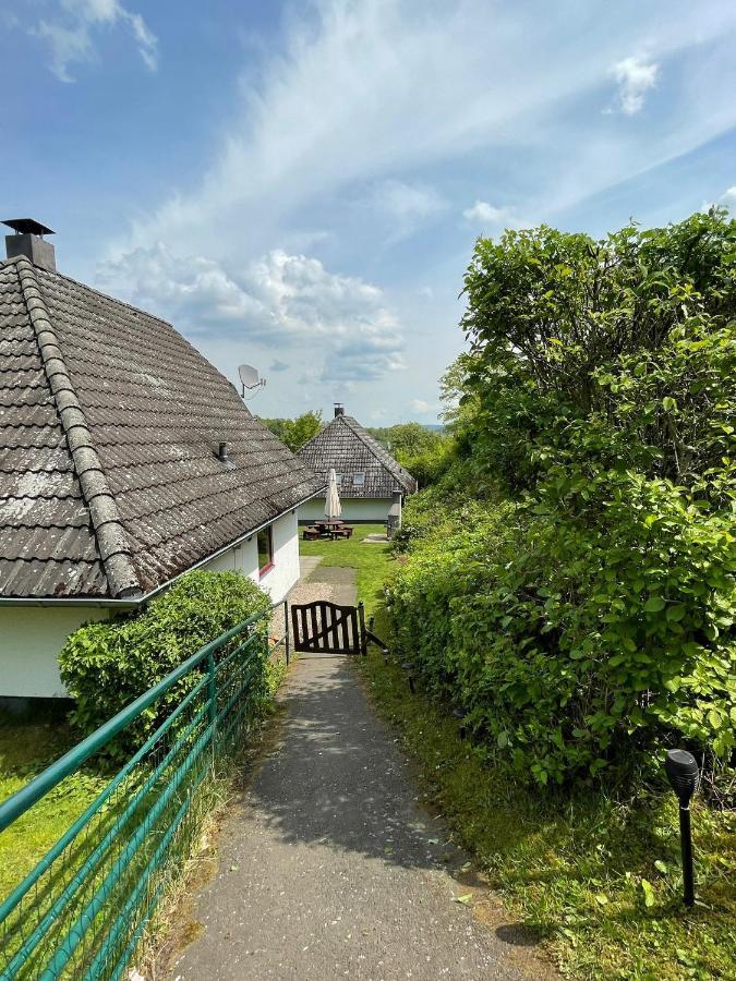 Ferienhaus "Gestiefelter Kater" Am See Im Bergland كيرشهيم المظهر الخارجي الصورة