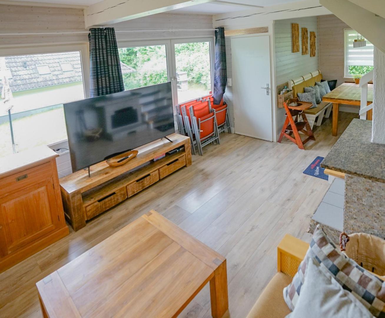 Ferienhaus "Gestiefelter Kater" Am See Im Bergland كيرشهيم المظهر الخارجي الصورة